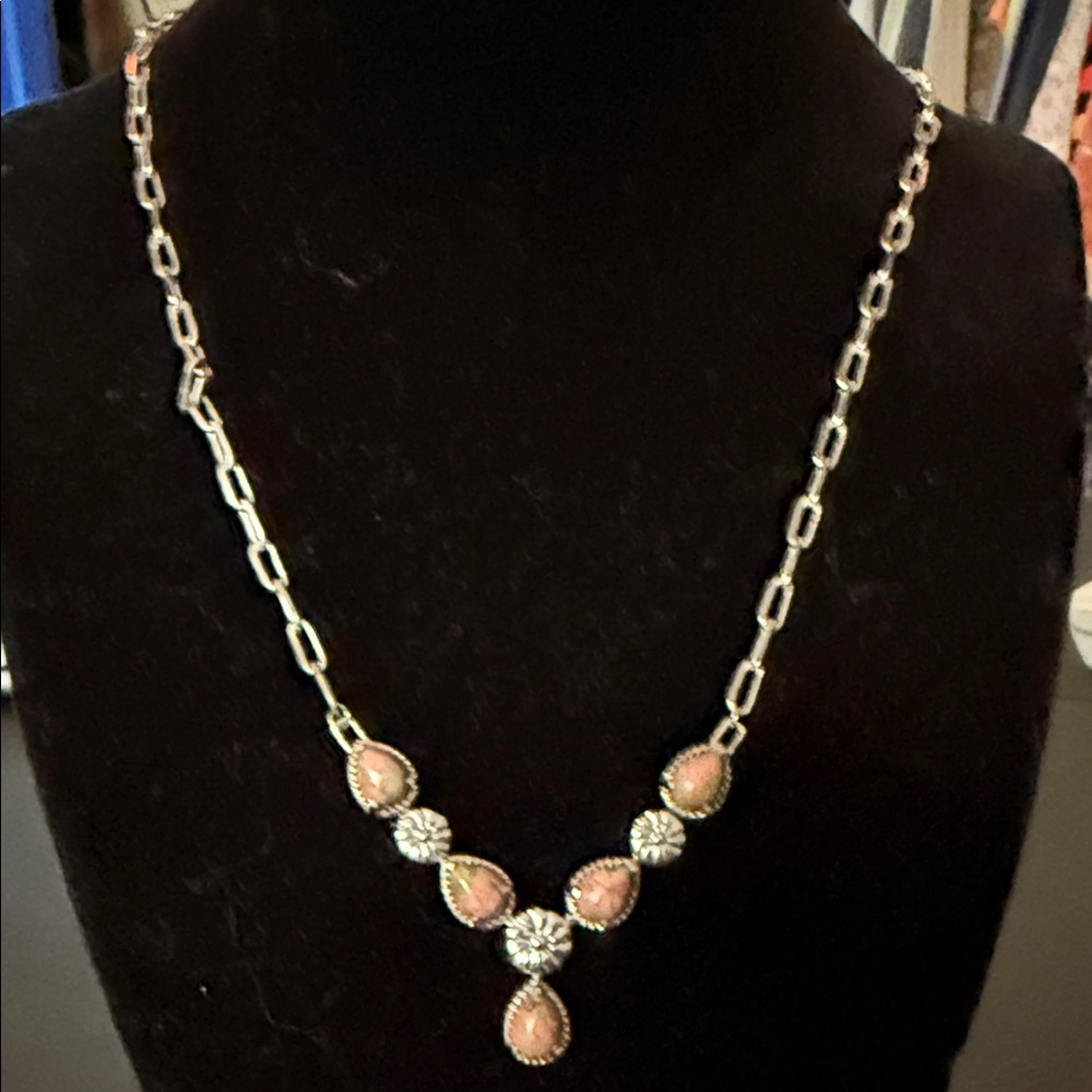 Elegant Pink and SilverJaspur Necklace